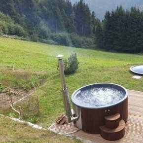 vildmarksbad deluxe med indbygget br�ndeovn gr� glasfiber