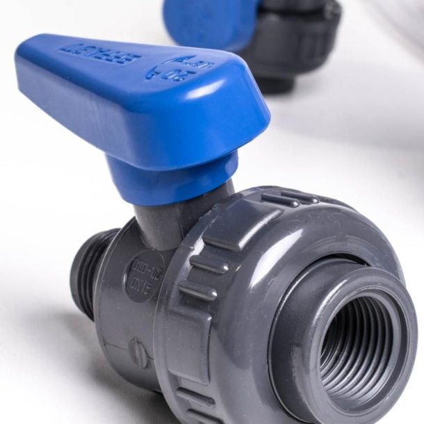 1/2" PVC kugleventil med enkelt union ig/ug