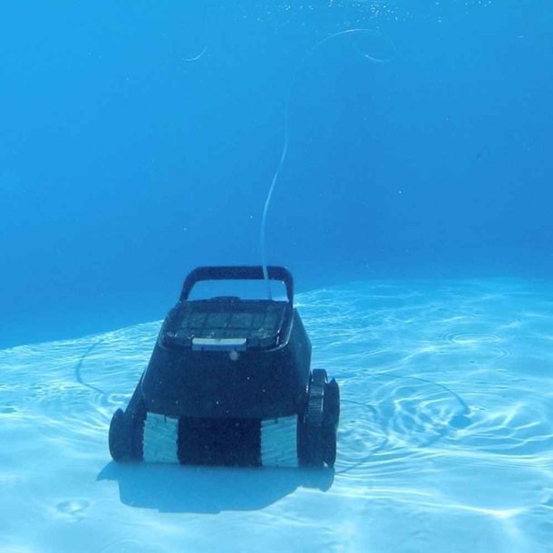 Pool Robot - Bund, Væg, Vandlinje og hjul børster - 8Streme