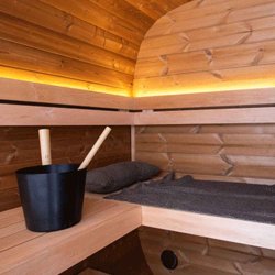 Sauna Onyxia Cube Thermowood halvmneformet glasfront