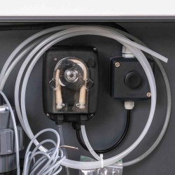 Kemiskab med ugetank - spildopsamling og kemipumpe