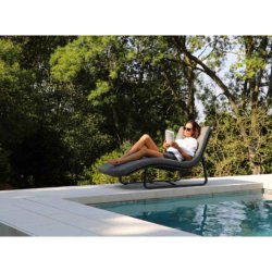 Stay Curved Lounger - Liggestol