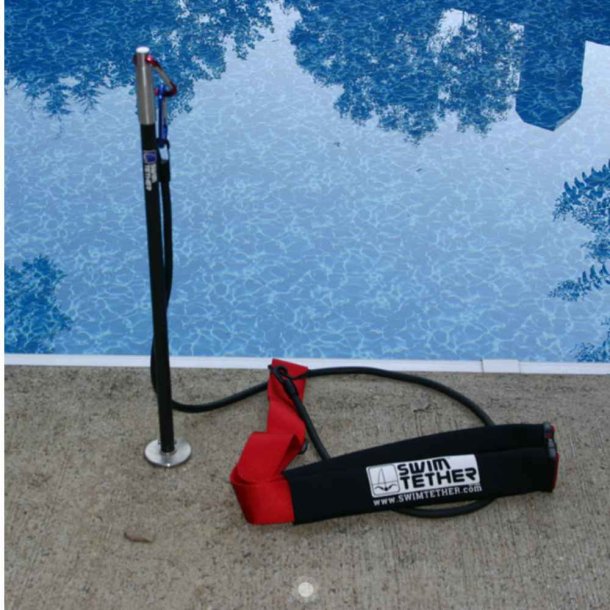 Sv&oslash;mmetr&aelig;ner med stang og elastik - SwimTether