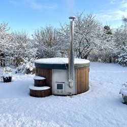 Vildmarksbad Deluxe Gr&aring; Glasfiber-Thermowood -isoleret cover og Indbygget Ovn &Oslash; 2 m