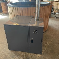 Vildmarksbad Platinum pakke med biodiesel vandvarmer, trappe og cover
