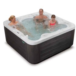 Wellis Sevilla Plug&Play Udespa til udlejnings sommerhuse