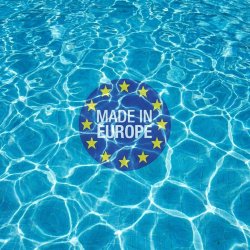 Coral Lyra Glasfiber Pool Pakke 6,18 x 3,14 x 1,4 m - set forfra p� hvid baggrund (Varenr. Lyra - 23517)