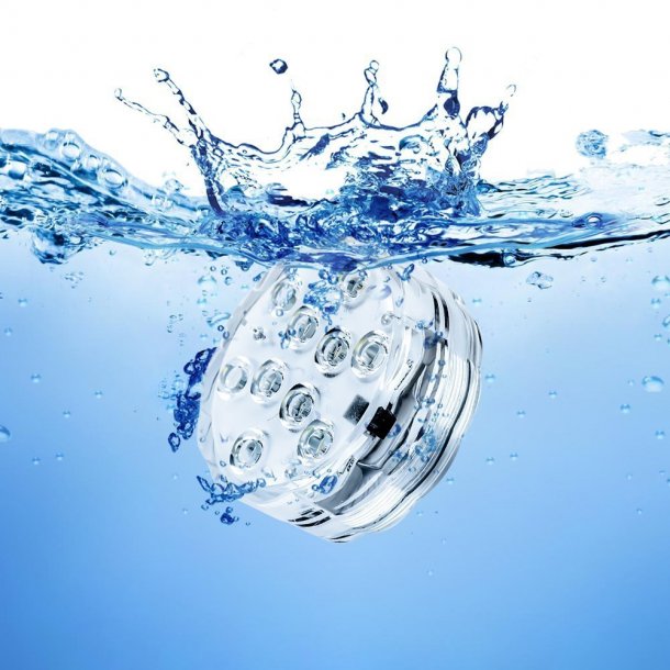 LED lampe RGB farveskift til under vand inkl. Fjernbetjening