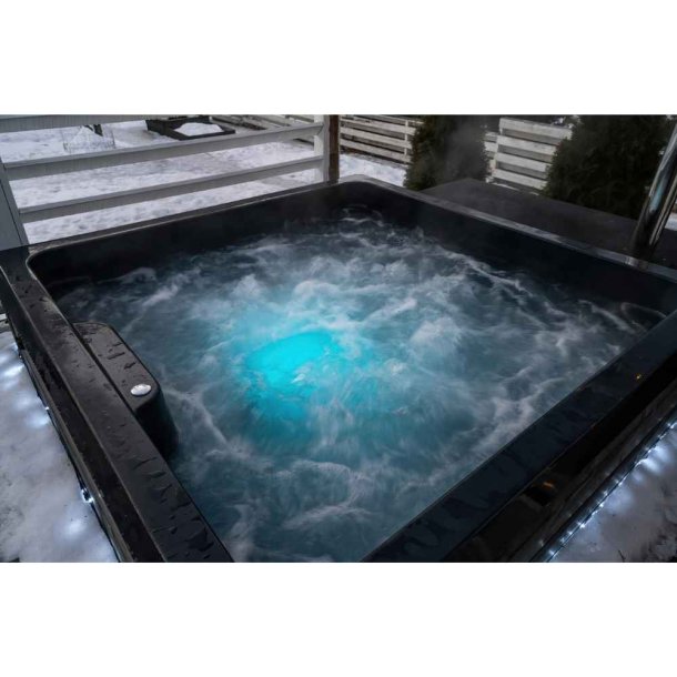 REXENER Polar - Vildmarksbad med Dieselvarmer - Gabro Black Night