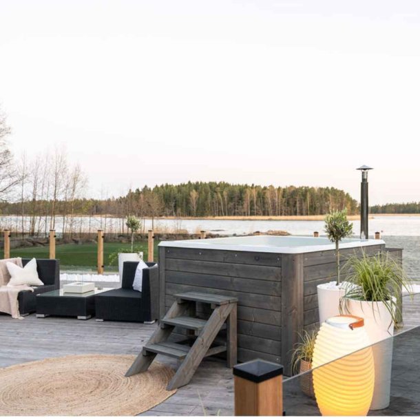 REXENER Polar - Vildmarksbad med Dieselvarmer - Gabro Black Night