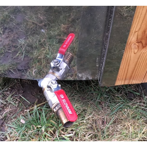 Vildmarksbad Deluxe Glasfiber / Thermowood Indbygget Ovn  2 m Fs 3 farver